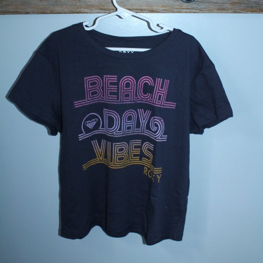 Roxy Size M 8/10 Beach Day Vibes Tshirt